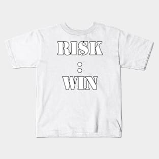 risk and win Kids T-Shirt